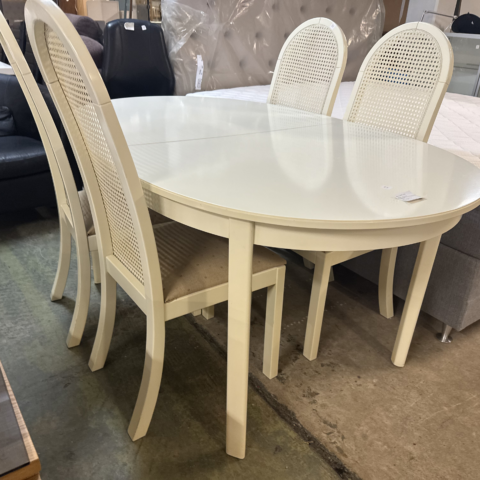 matbord + 4st stolar