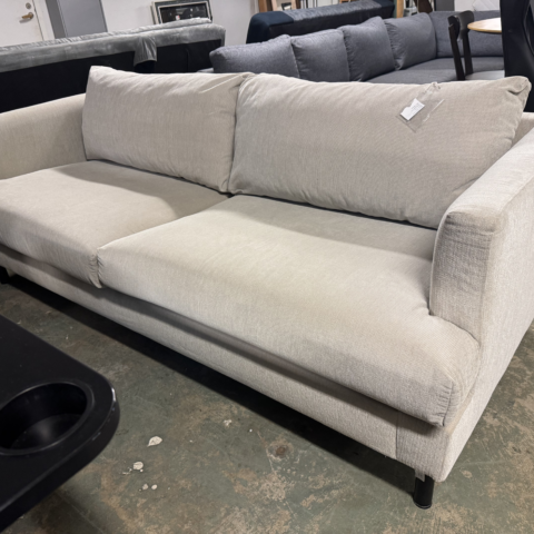 soffa 3 sits