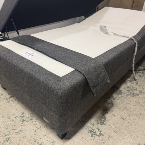 elektriskt ställbar säng