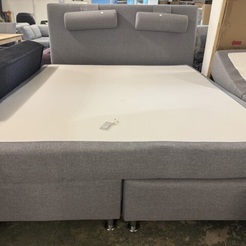 Kontinentalsäng + gavel