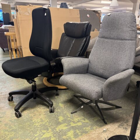 Snurrfåtölj