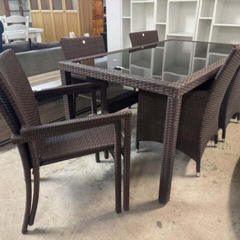 Utebord+6st stolar