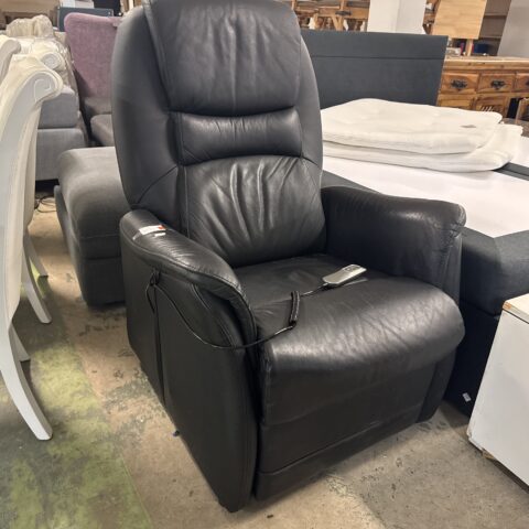 Seat-up-fåtölj