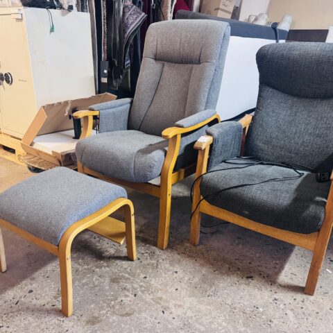 Seat-up-fåtölj